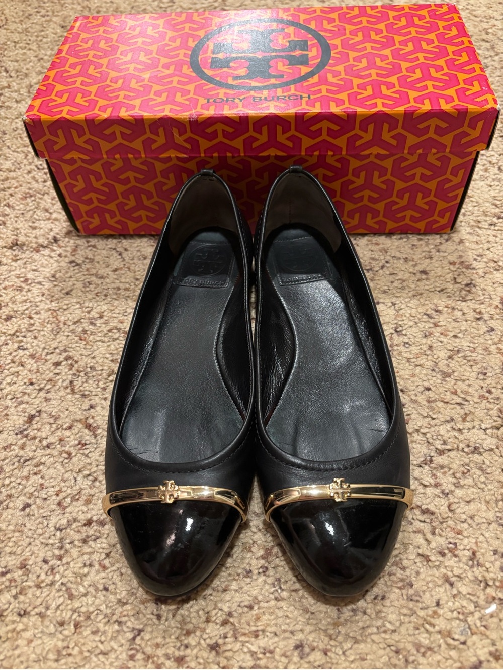 Tory Burch Pacey driver ballet flats Black Leather with Gold Cap-Toe Bar